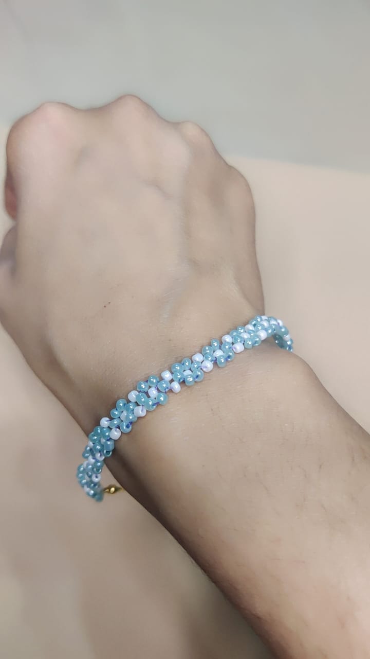 Blue Beaded Flower Bracelet