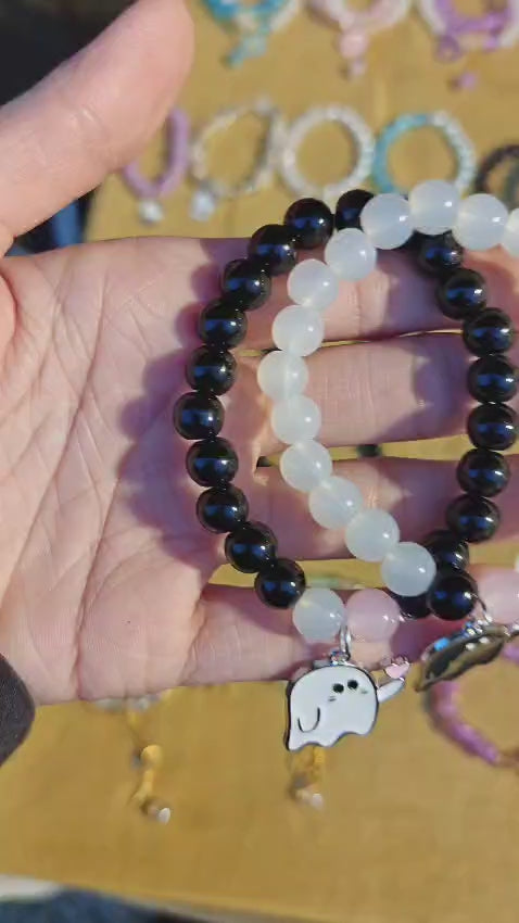 Black and White Ghost Pair