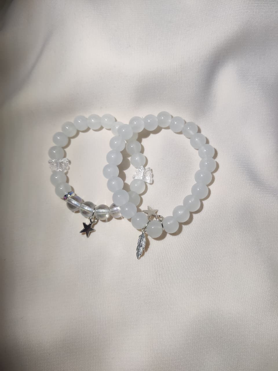 White pair with star and leaf